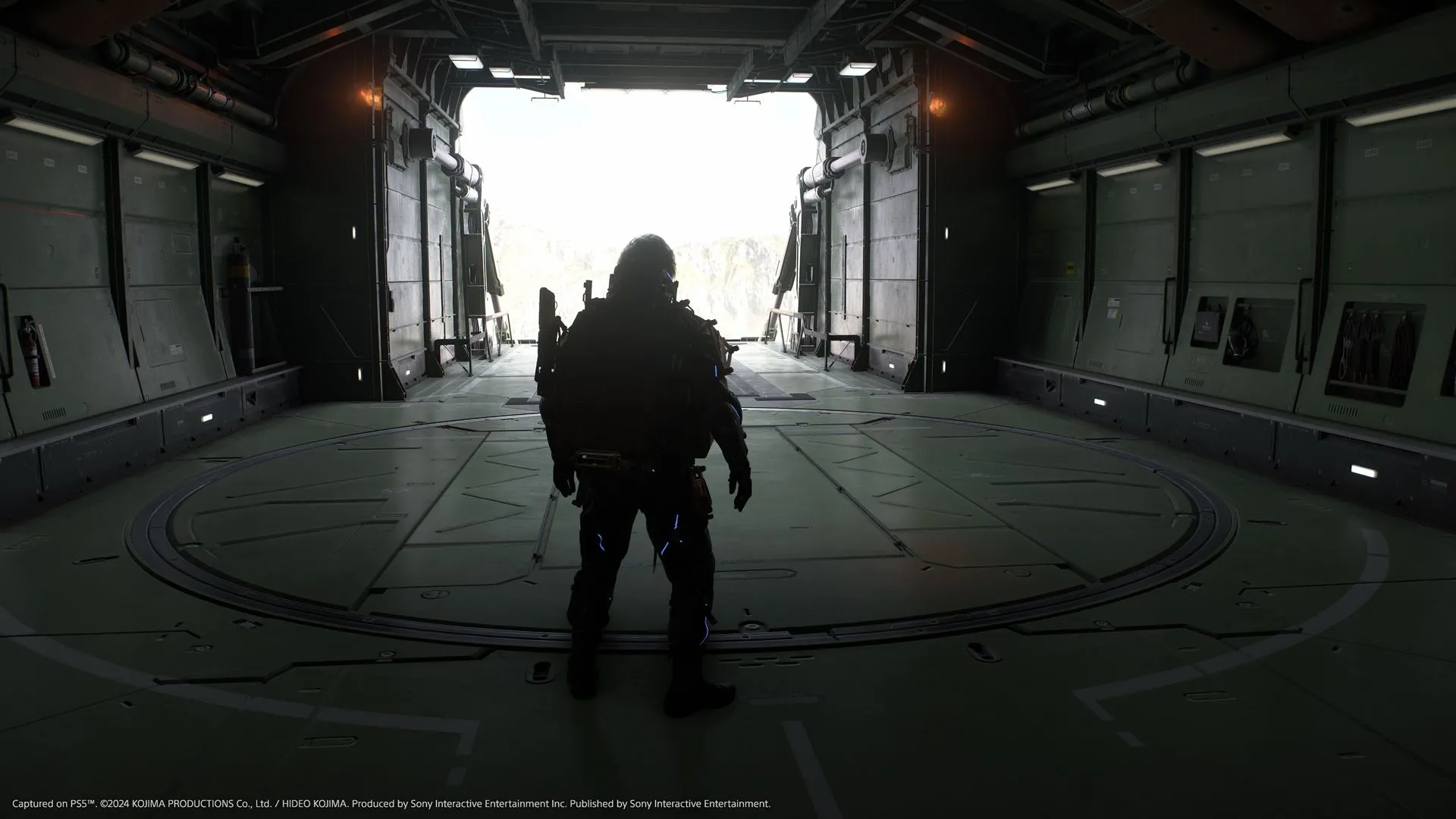 Hình ảnh tàu DHV Magellan, căn cứ di động trong Death Stranding 2.
