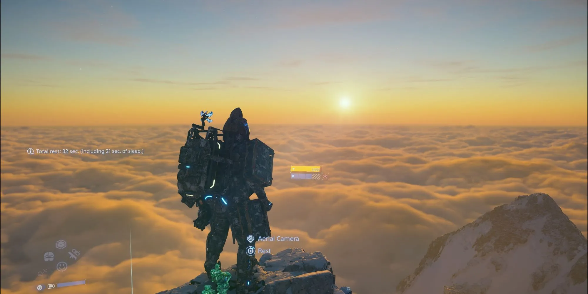 Sam Bridges và đồng đội Dollman trên boong tàu DHV Magellan trong Death Stranding 2.