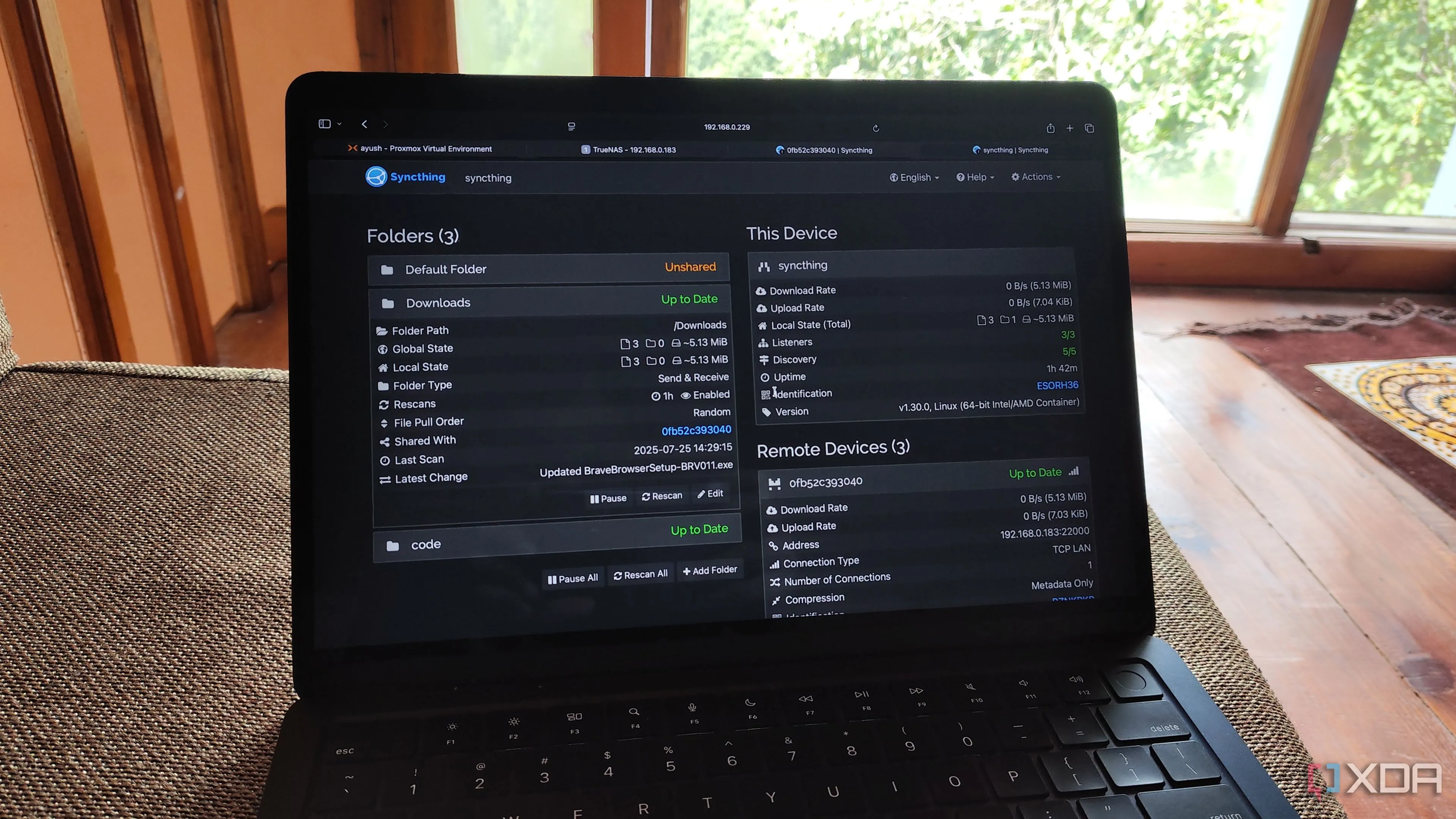 Giao diện Syncthing trên máy Mac thể hiện trạng thái đồng bộ các thiết bị