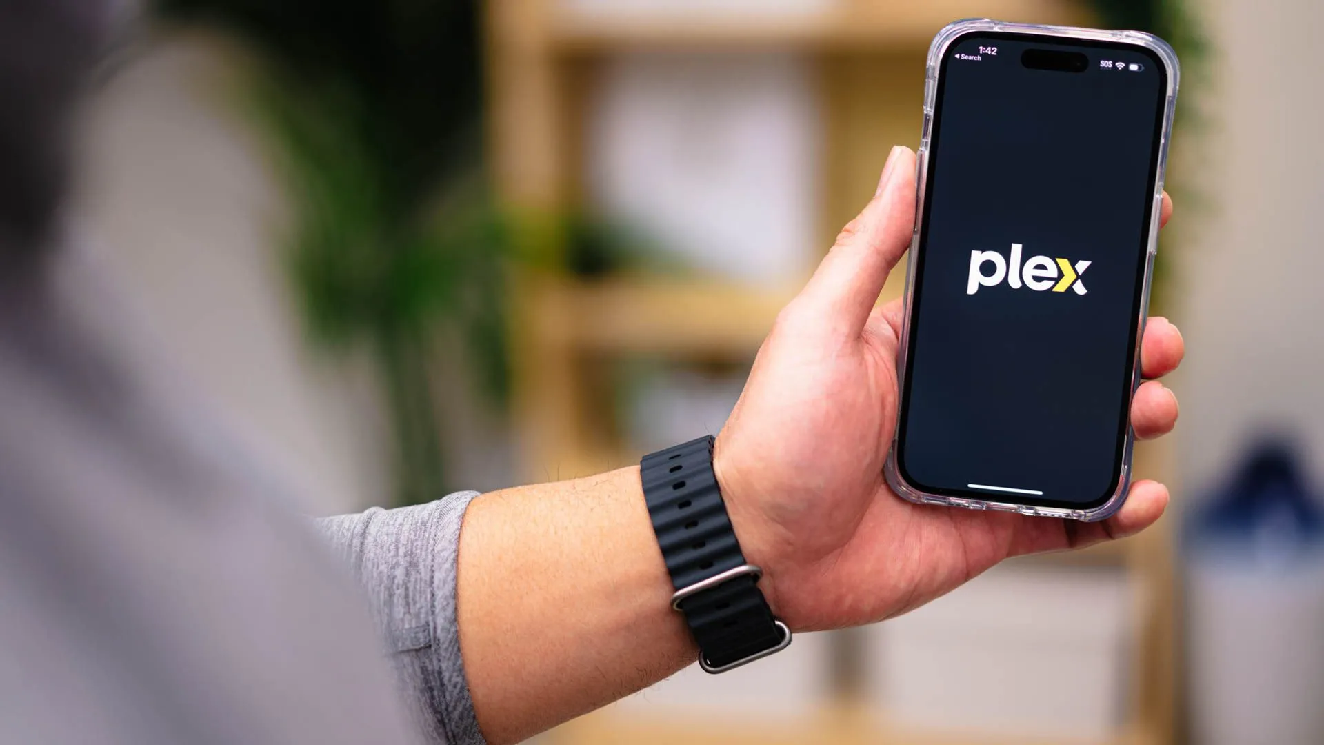 Giao diện ứng dụng Plex trên điện thoại, tính năng Plex Photos để tự động sao lưu ảnh từ di động