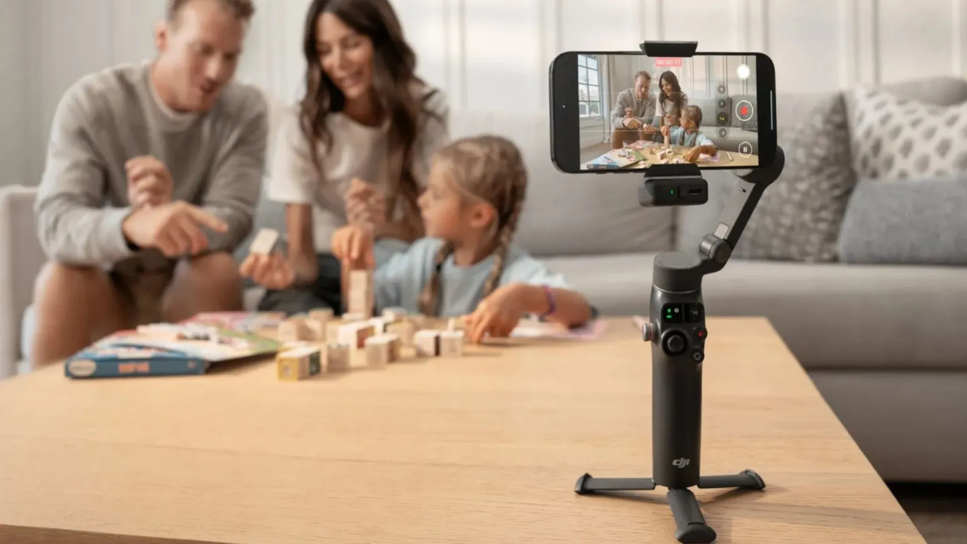 Gimbal DJI Osmo Mobile 8 chính thức