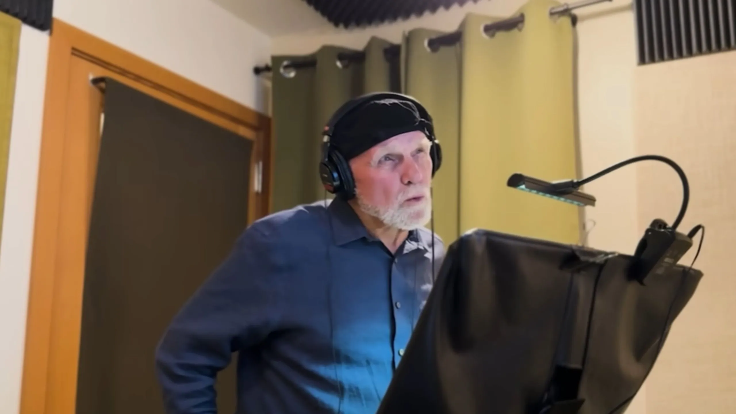 Steve Downes thu âm lại vai Master Chief cho Halo Campaign Evolved với motion capture mới